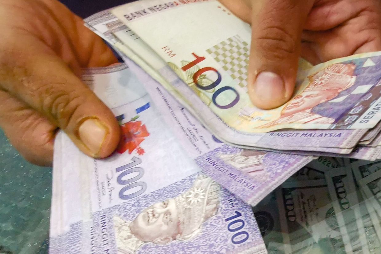 Bantuan Wang Tunai Sehingga RM500 & Bantuan Komputer Kepada Ketua Isi Rumah Terjejas Banjir