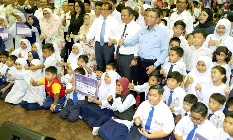 bantuan awal persekolahan 2018